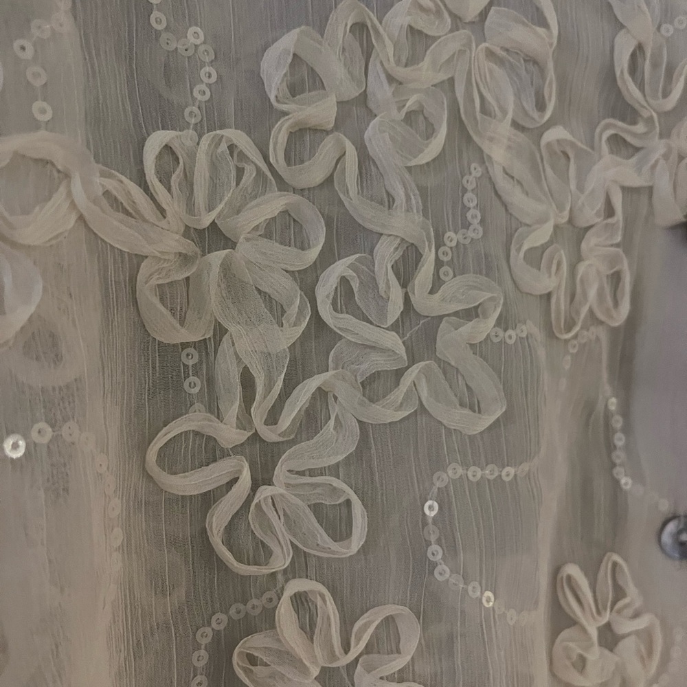 Zara Ivory Floral Embroidered Top